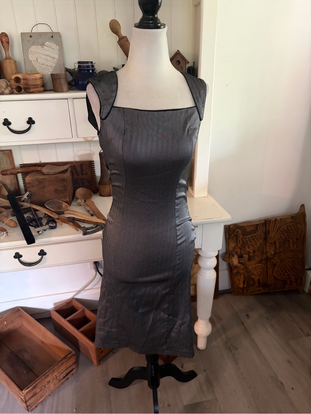 Rinascimento Women's Metallic Gray Square-Neck Sheath Dress